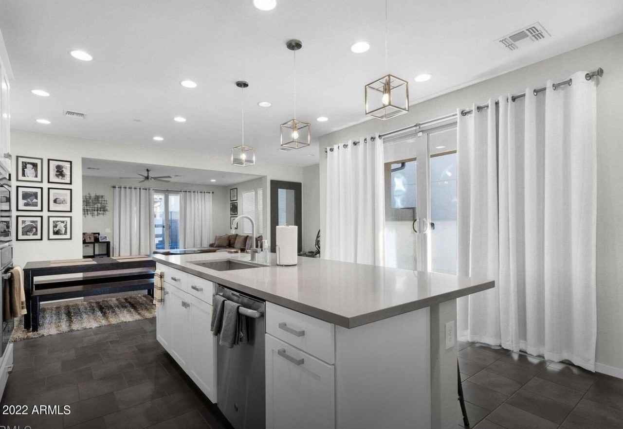 1961 S Wallrade Ln - Photo 4 of 21