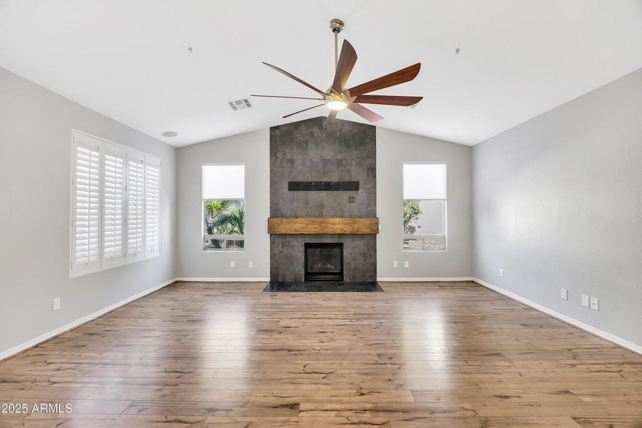 7446 E Glenn Moore Rd - Photo 6 of 18