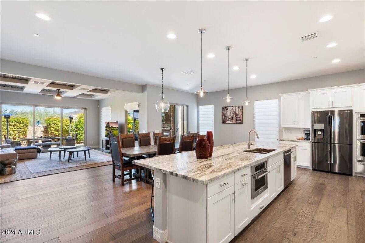 6002 East Santa Cruz Drive - Photo 3 of 19