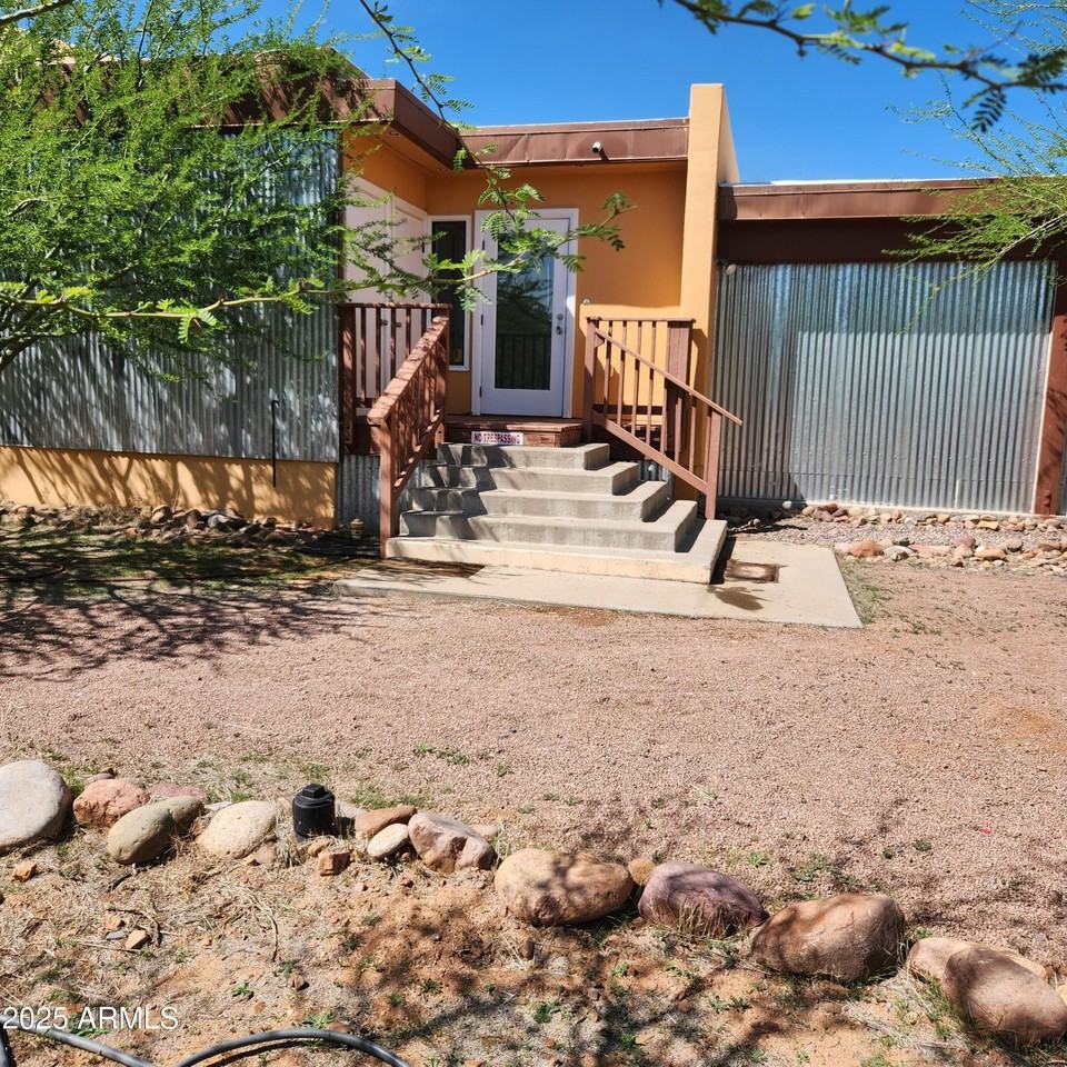 399 S Ewing Trl - Photo 2 of 50