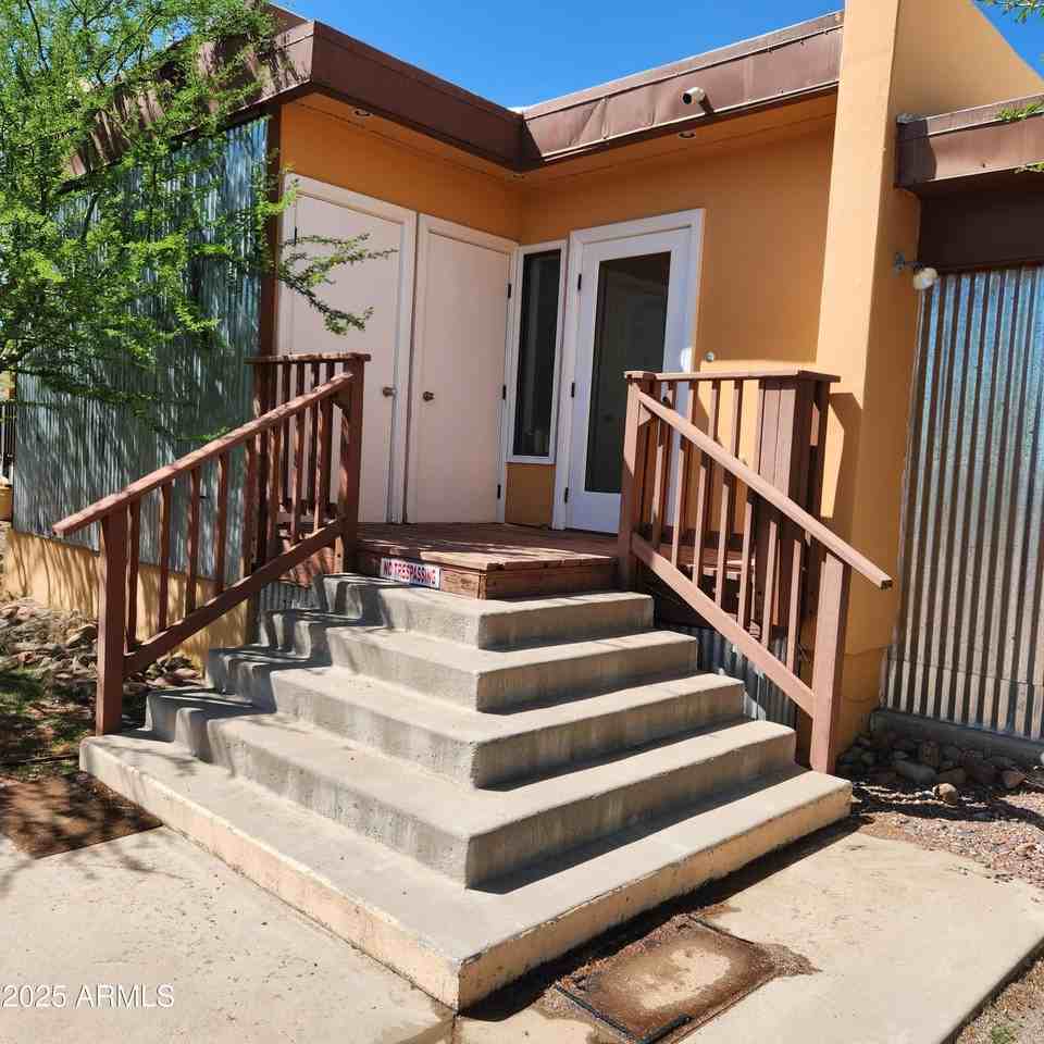 399 S Ewing Trl - Photo 3 of 50