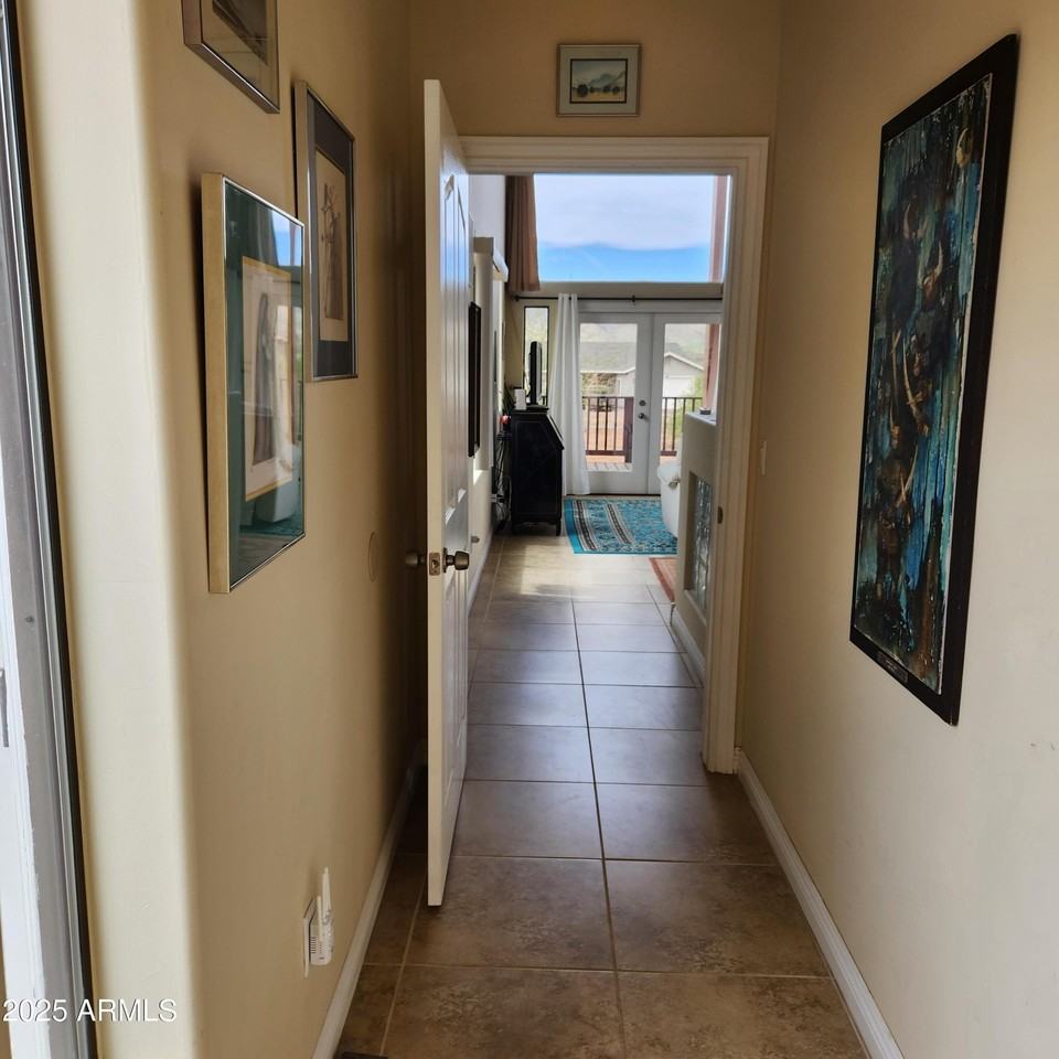 399 S Ewing Trl - Photo 5 of 50