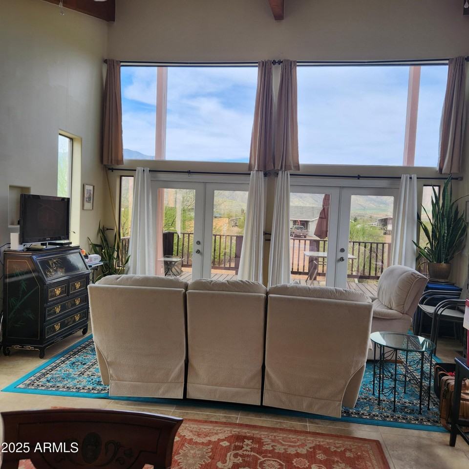 399 S Ewing Trl - Photo 7 of 50