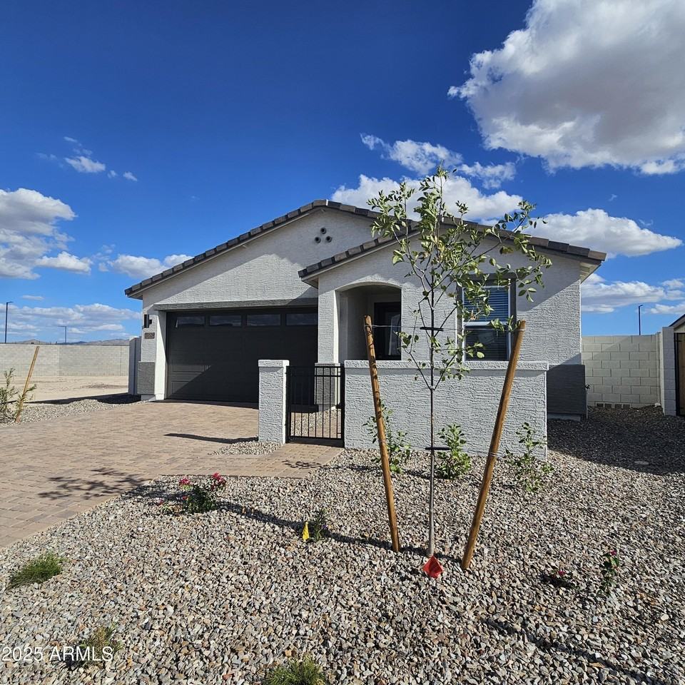 30509 W Oleander Way - Photo 2 of 23