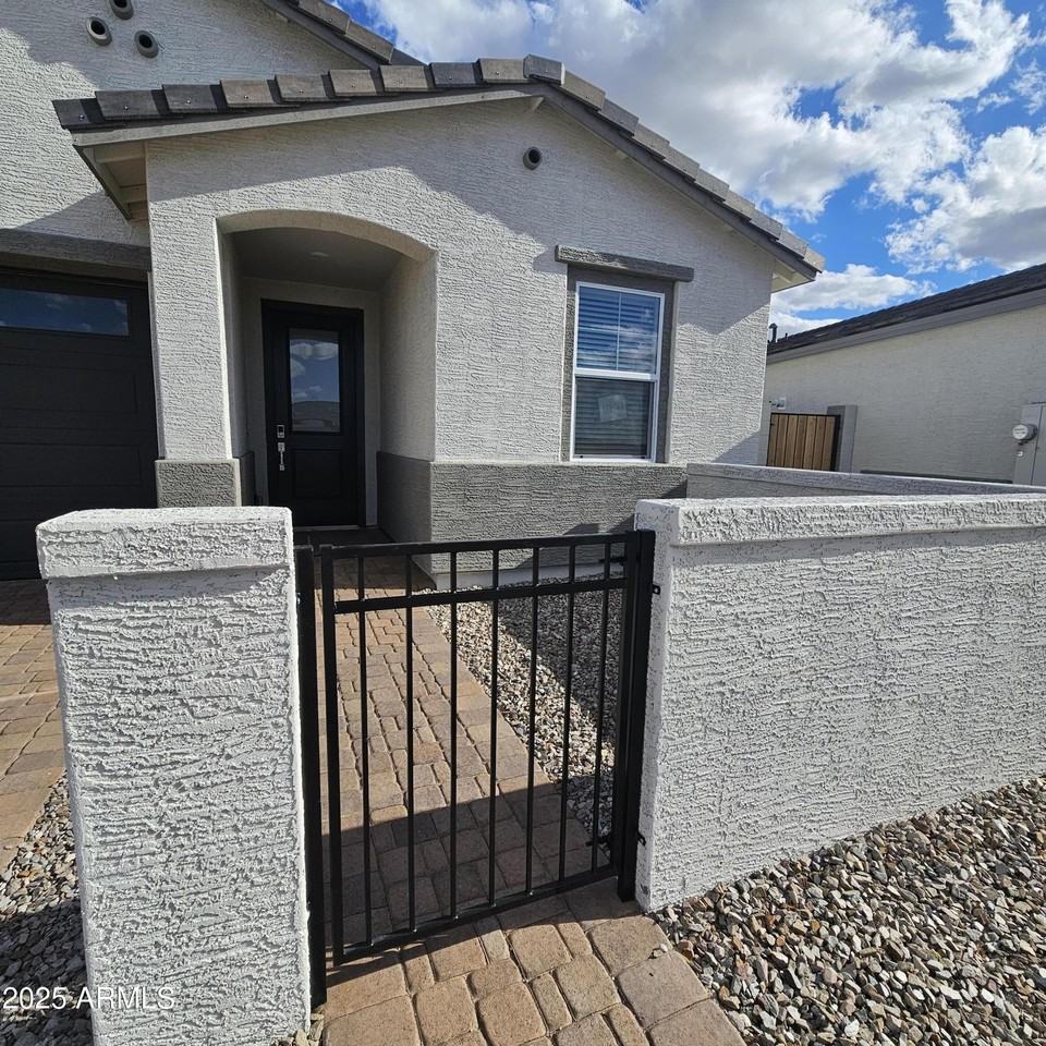 30509 W Oleander Way - Photo 3 of 23