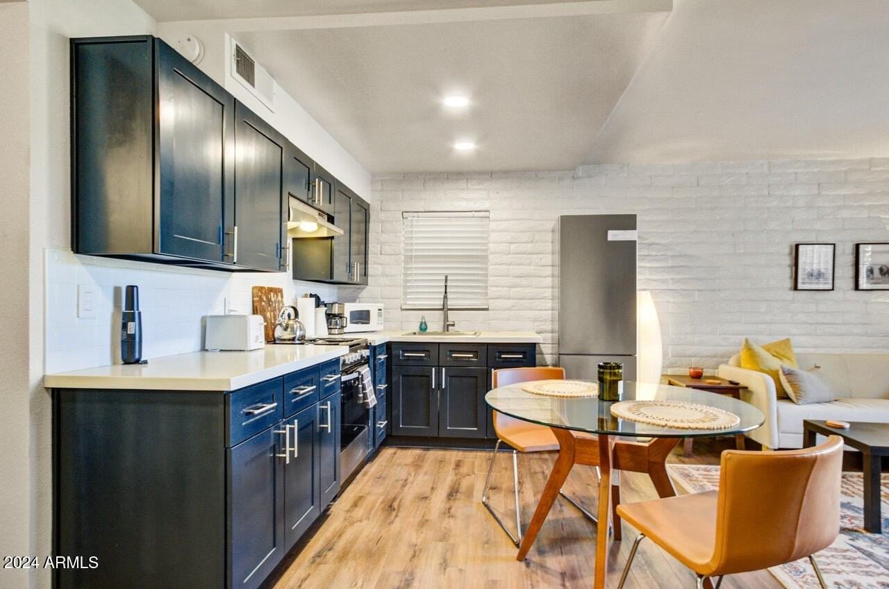 3737 E Turney Ave Unit 116 #116 - Photo 5 of 24