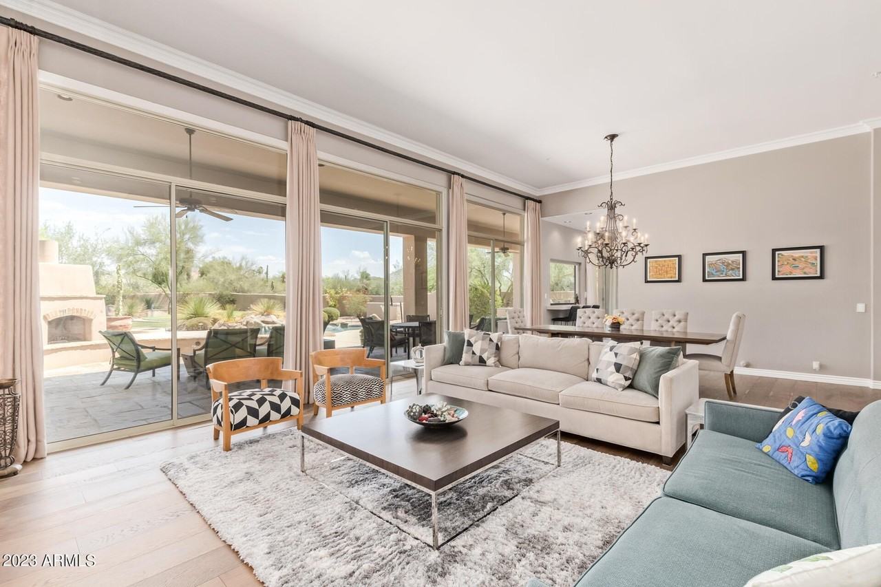 7944 E Parkview Ln - Photo 7 of 50