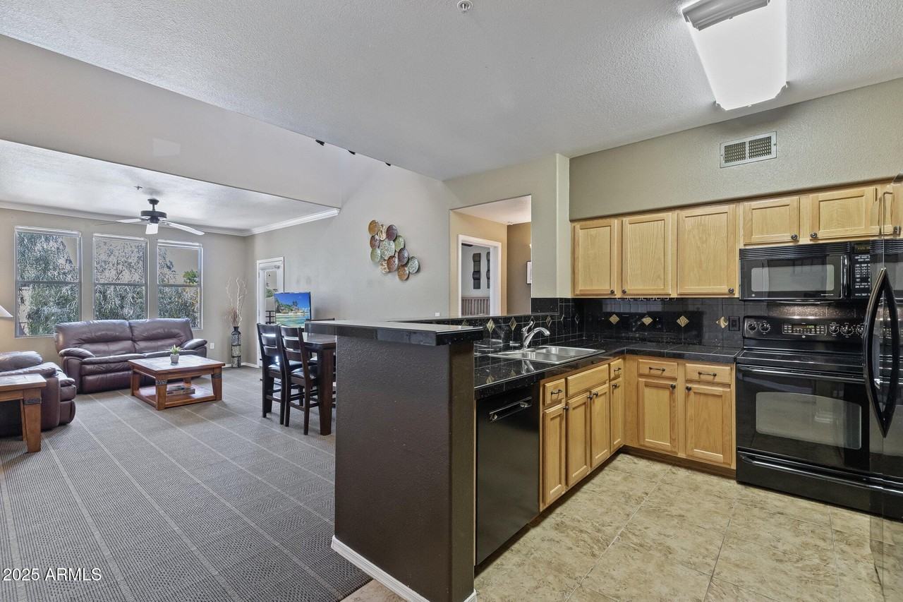 20100 N 78th Pl Apt 2111 #2111 - Photo 2 of 25