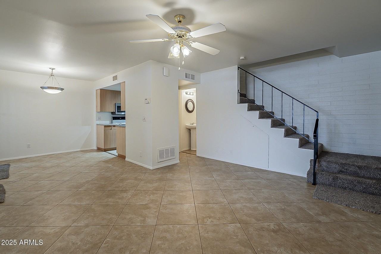 1023 N 84th Pl - Photo 6 of 39