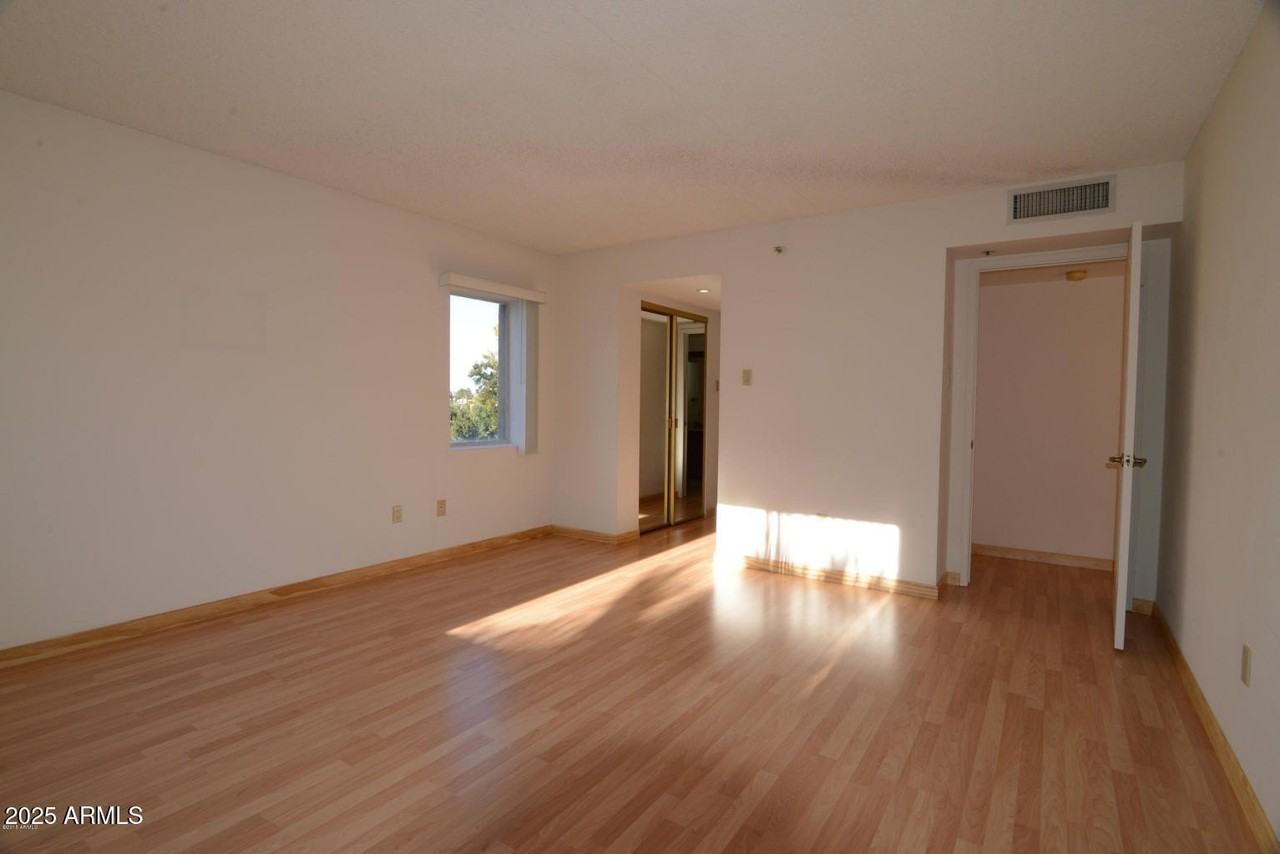 7870 E Camelback Rd Unit 303 #303 - Photo 7 of 16