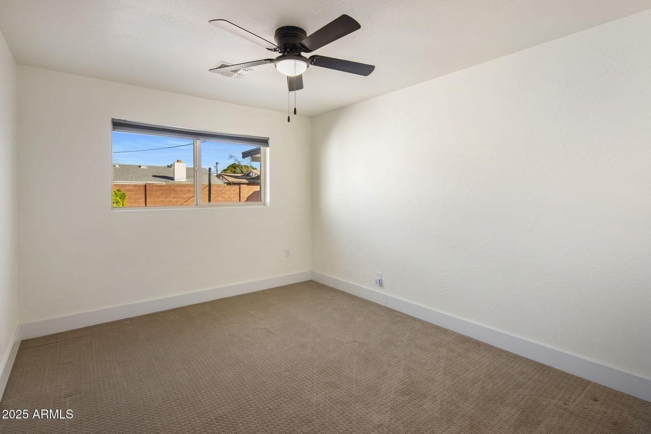 8022 E Columbus Ave - Photo 3 of 24