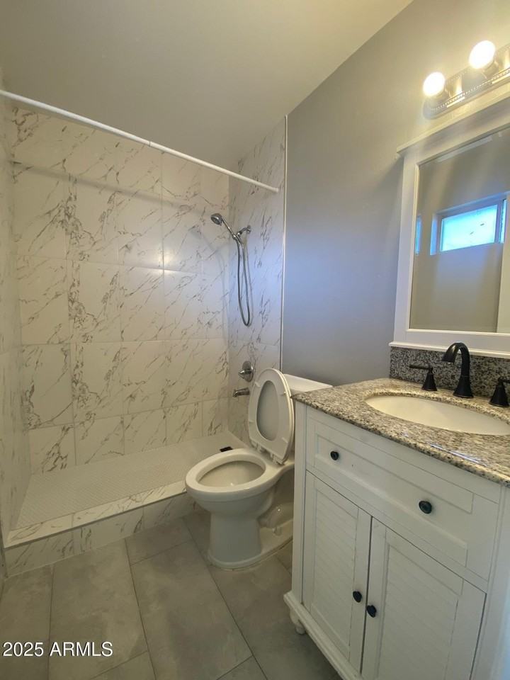 2235 N 28th St Apt 2 #2 - Photo 7 of 7