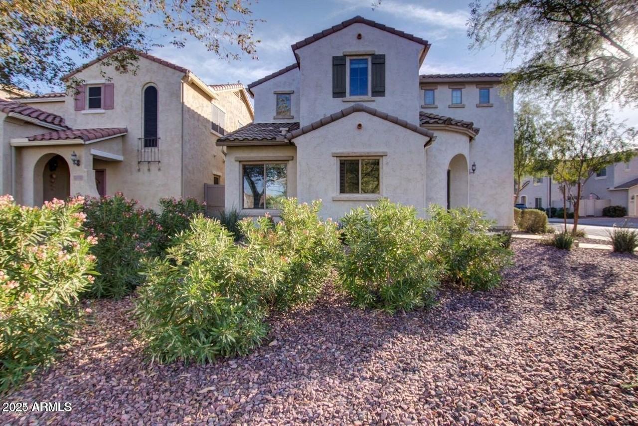 2216 W Le Marche Ave - Photo 3 of 16