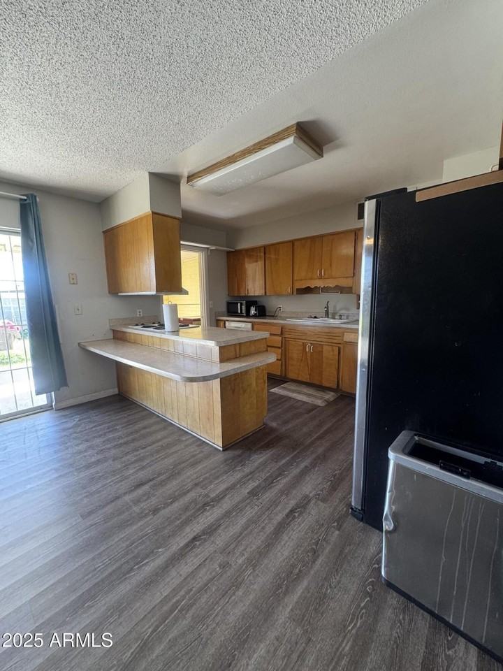 3819 West Golden Lane - Photo 3 of 13