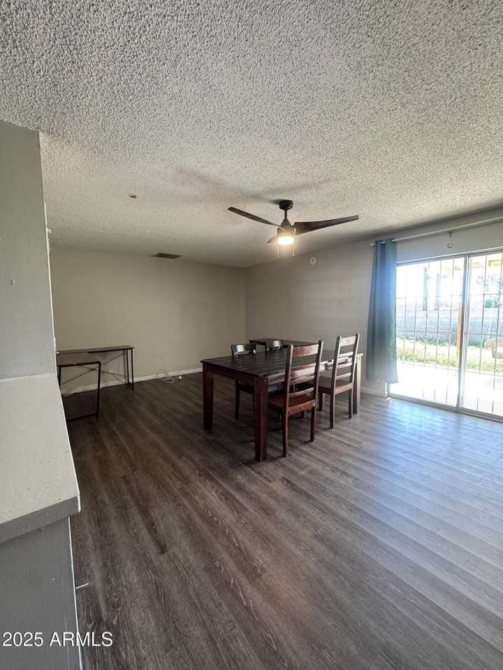 3819 West Golden Lane - Photo 4 of 13