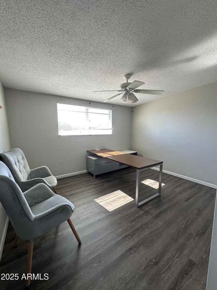 3819 West Golden Lane - Photo 6 of 13