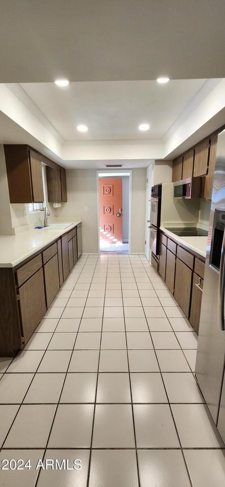 10338 Kingswood Circle - Photo 5 of 24