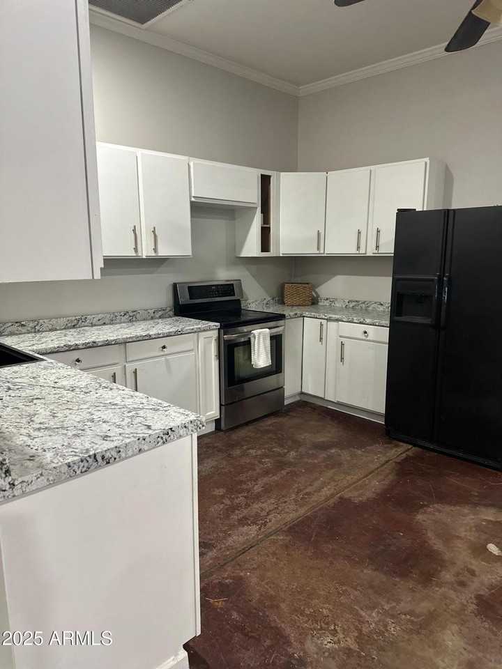 2266 2266 E Willis Road unit: Casita - Photo 3 of 12