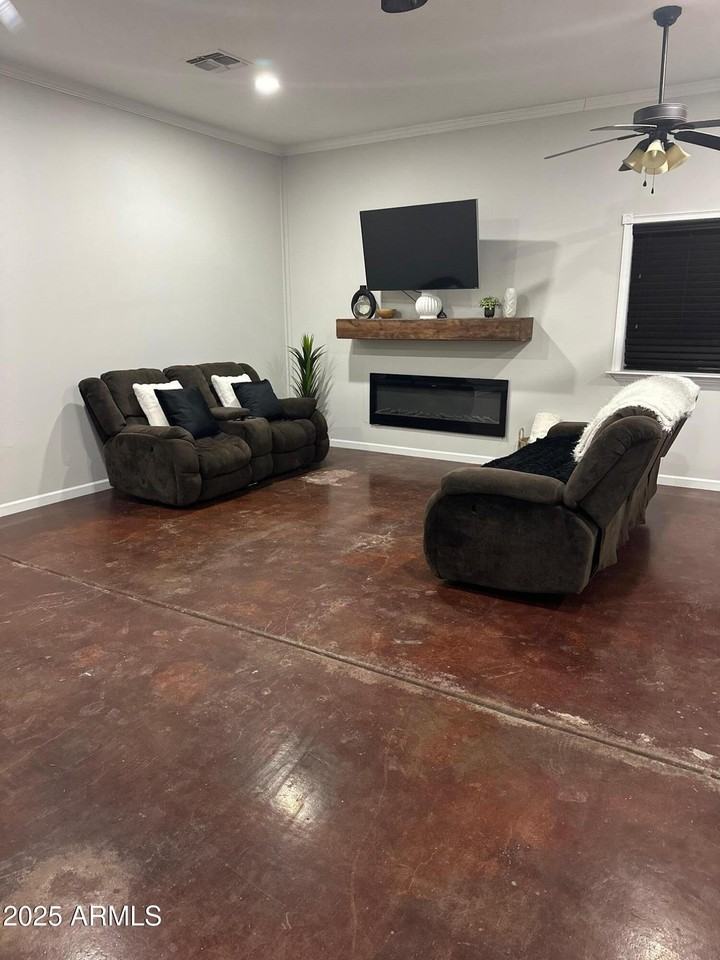 2266 2266 E Willis Road unit: Casita - Photo 4 of 12