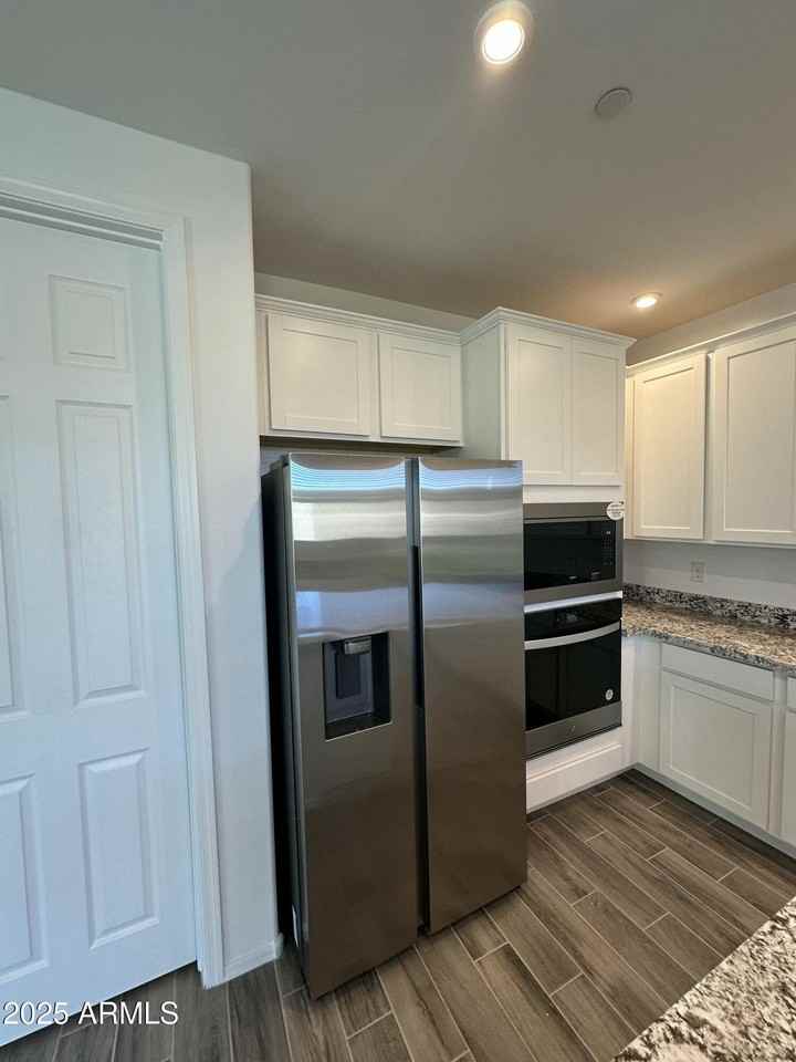 13330 W Eagle Feather Rd - Photo 6 of 34