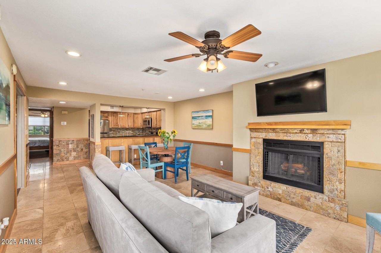 10080 E Mountainview Lake Dr Unit 363 #363 - Photo 2 of 23