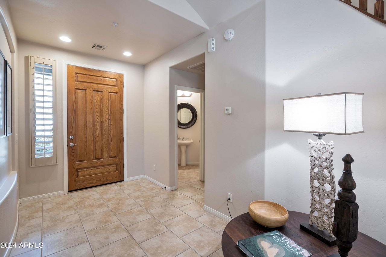 19550 N Grayhawk Dr Unit 1137 #1137 - Photo 6 of 48