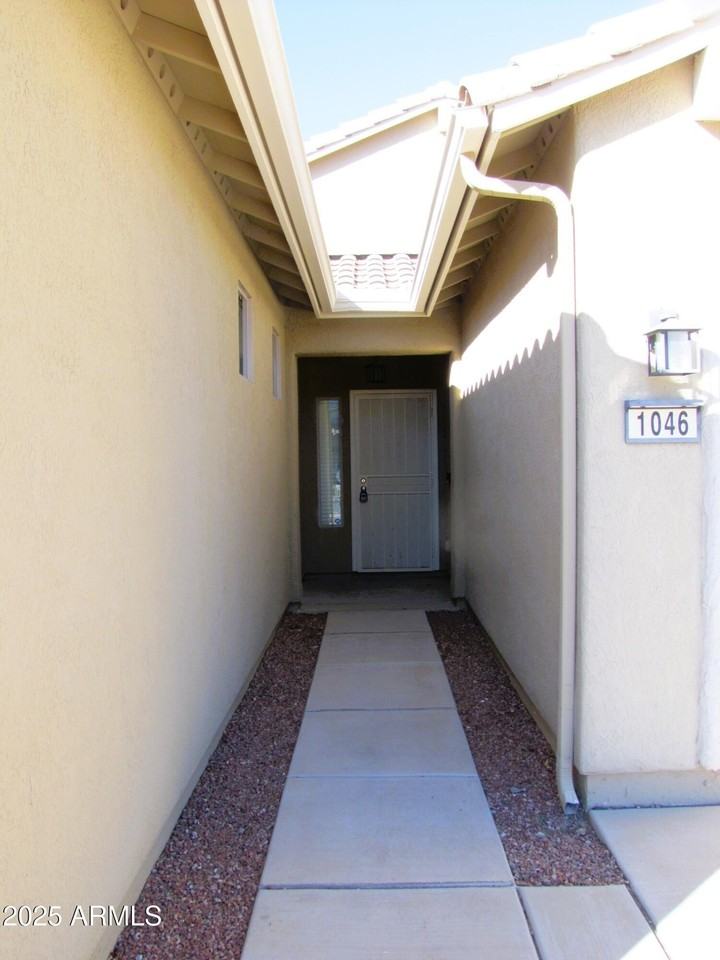 1046 Estancia Drive - Photo 6 of 45