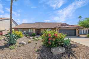 featured image of 5903 East Paradise Lane