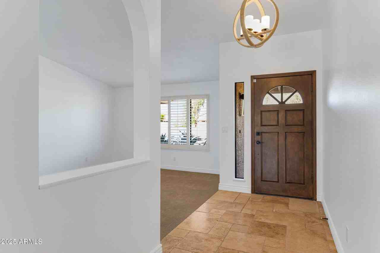 5903 E Paradise Ln - Photo 2 of 39