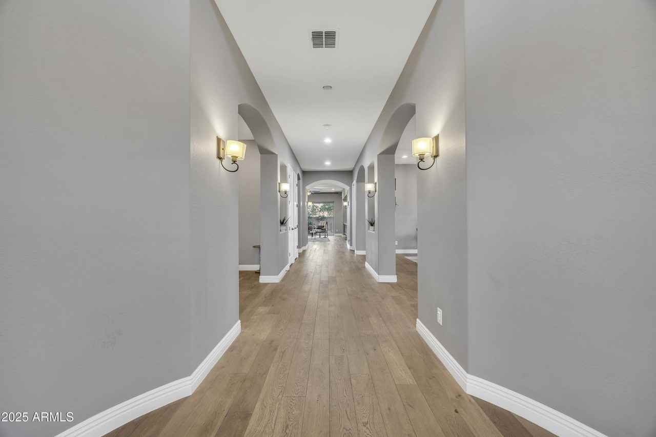 4254 East Valencia Drive - Photo 3 of 40