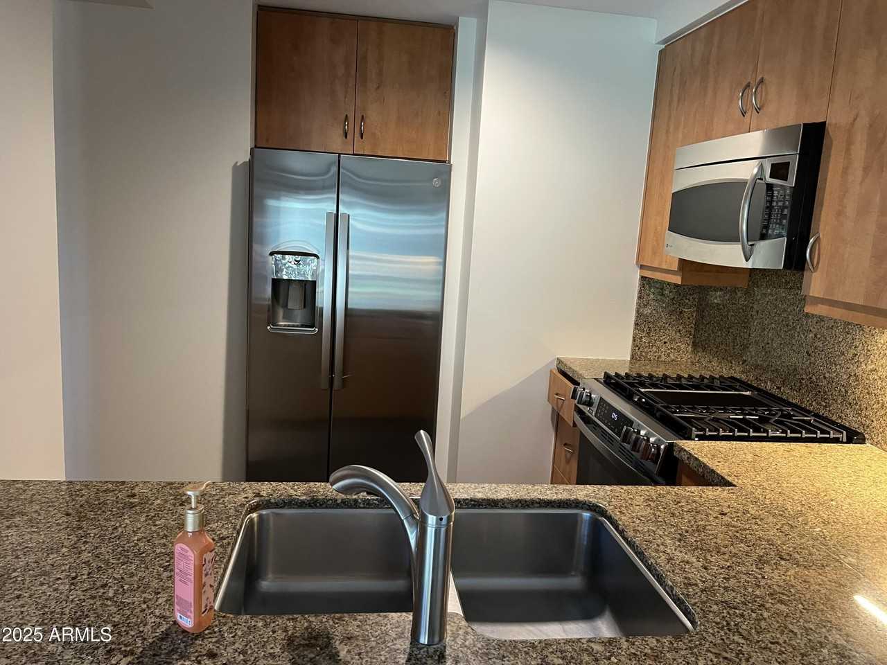 7127 E Rancho Vista Dr Unit 4011 #4011 - Photo 7 of 14