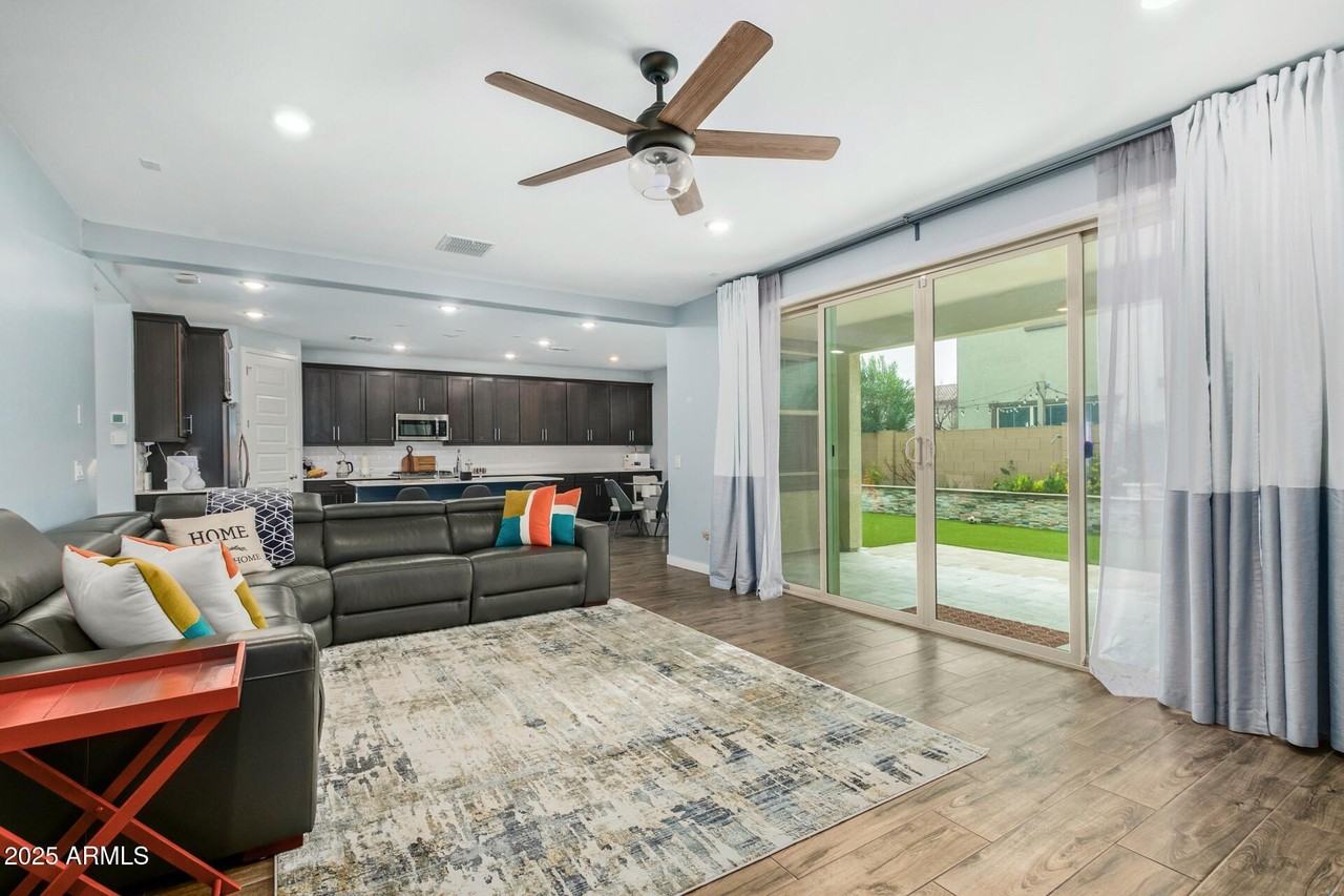 1171 East Armstrong Way - Photo 5 of 30