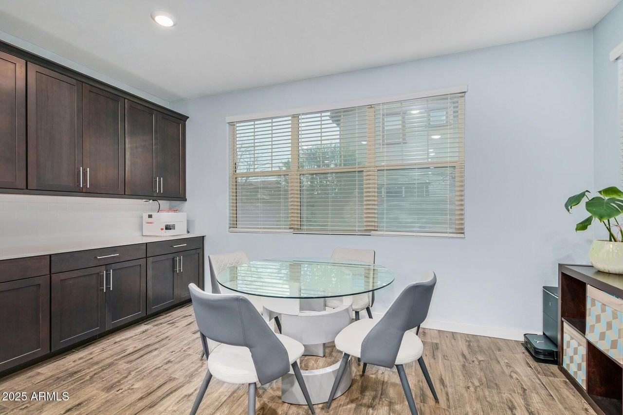 1171 East Armstrong Way - Photo 6 of 30