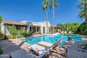 featured image of 2551 East Missouri Avenue