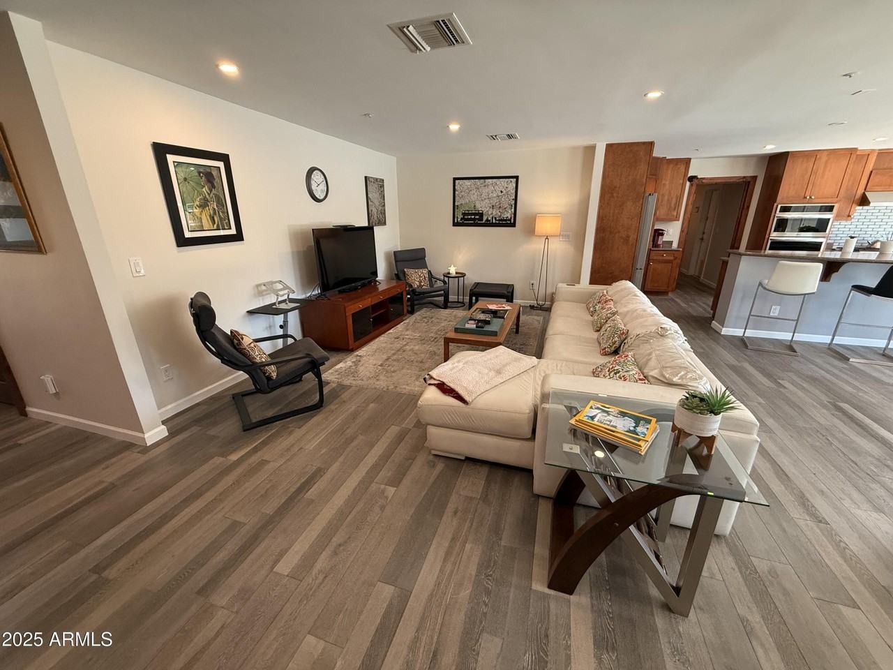 8361 E Via De Encanto - Photo 5 of 50