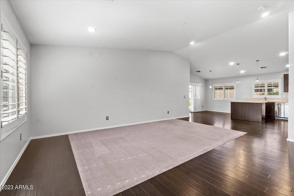 2039 Saddlebrook Drive - Photo 7 of 23