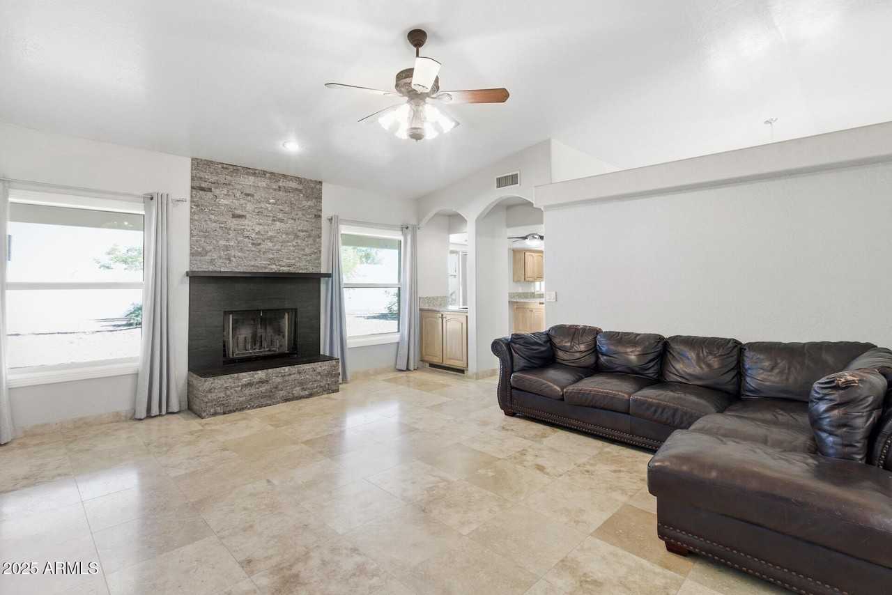 15912 Centipede Drive - Photo 2 of 50