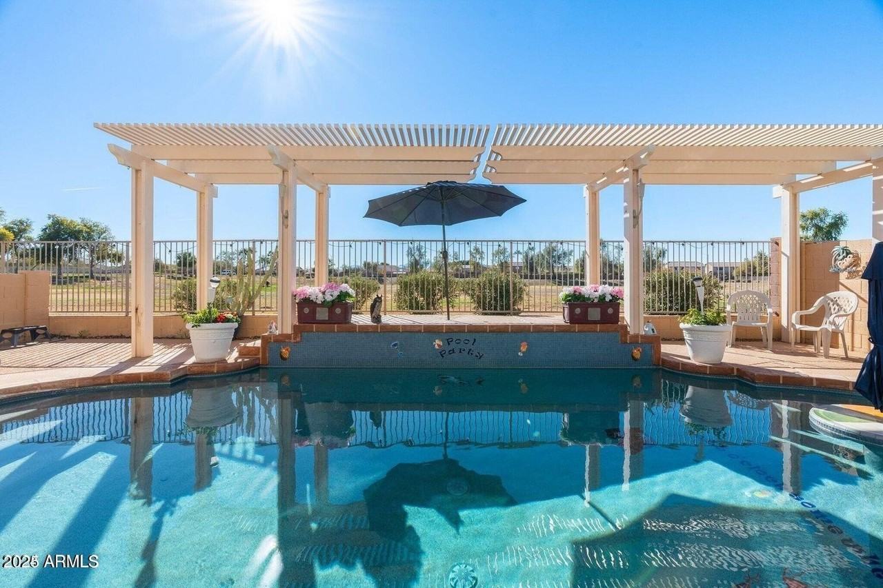 12829 W Whitton Ave - Photo 3 of 50