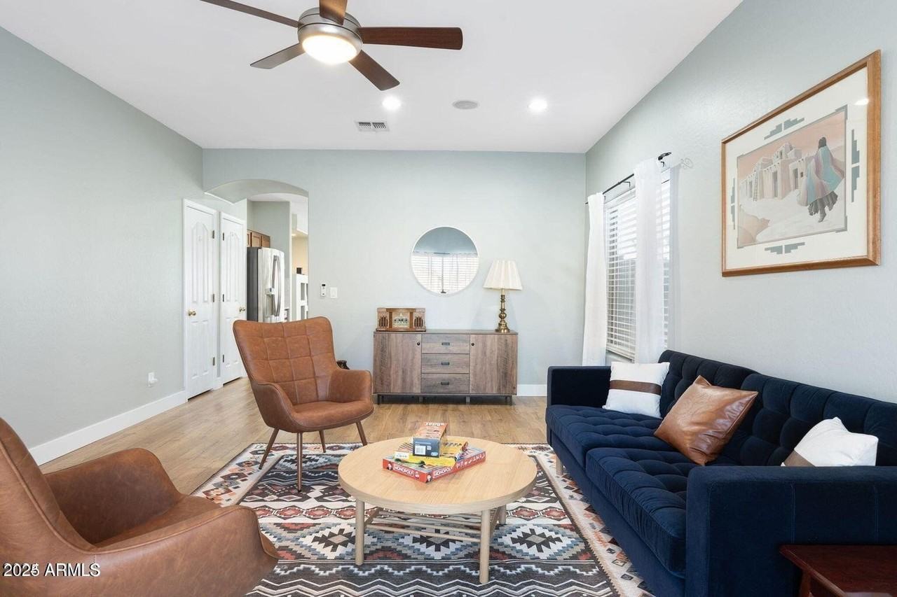 12829 W Whitton Ave - Photo 6 of 50