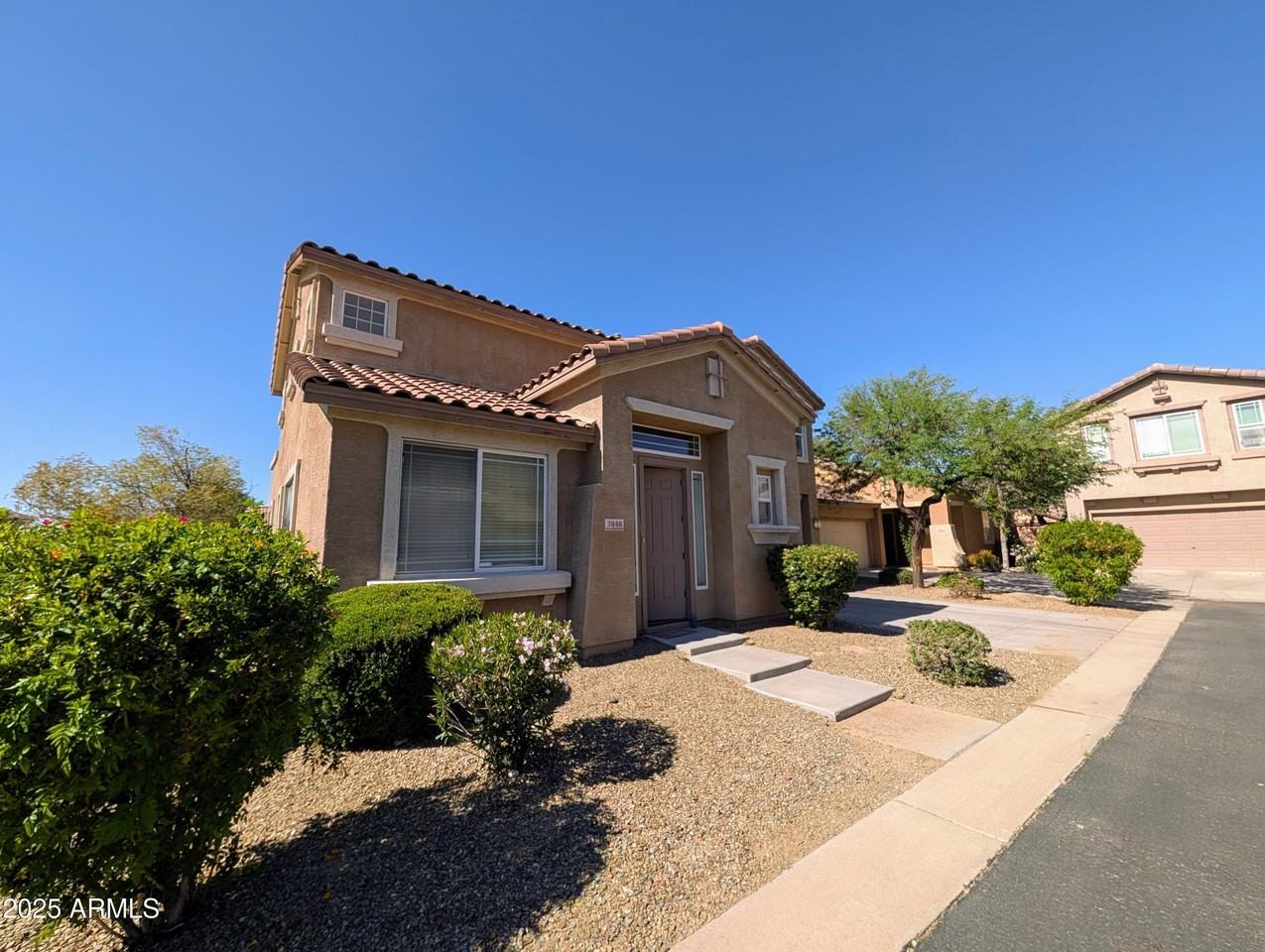 3848 E Pollack St - Photo 2 of 50