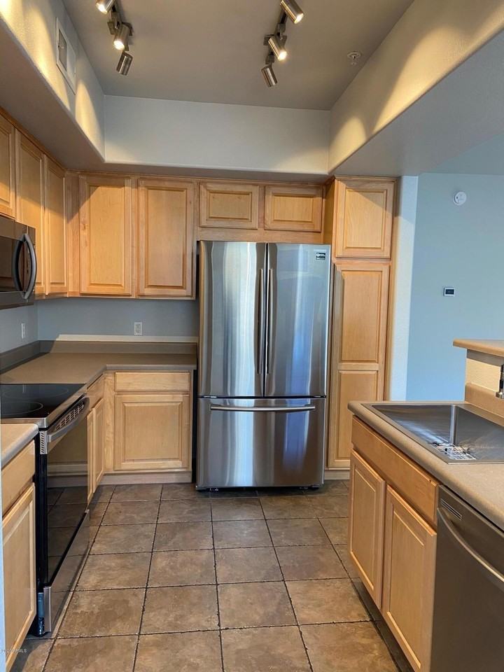 16825 N 14th St Unit 45 #45 - Photo 5 of 35