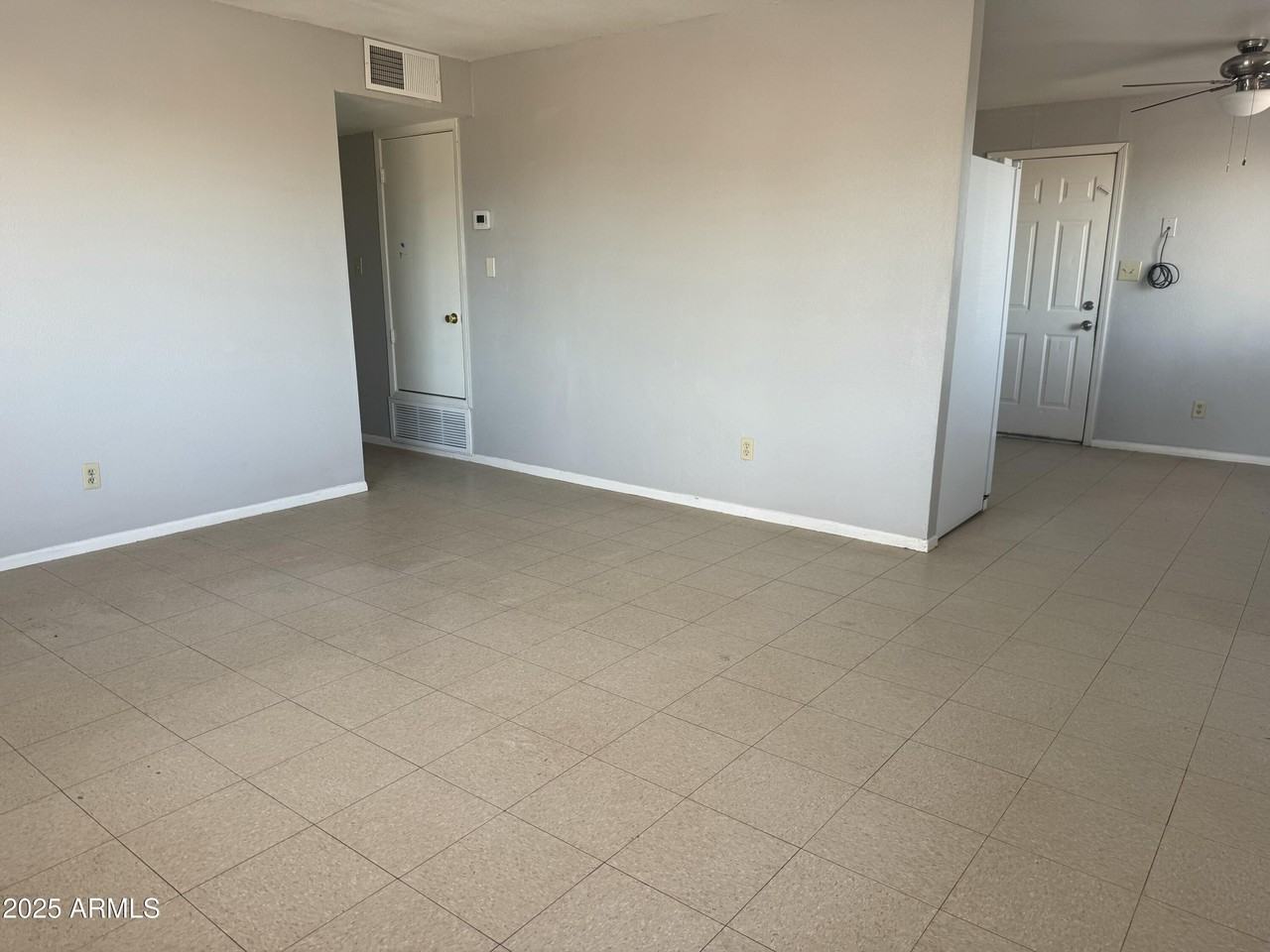 501 W 14th St - Photo 5 of 16