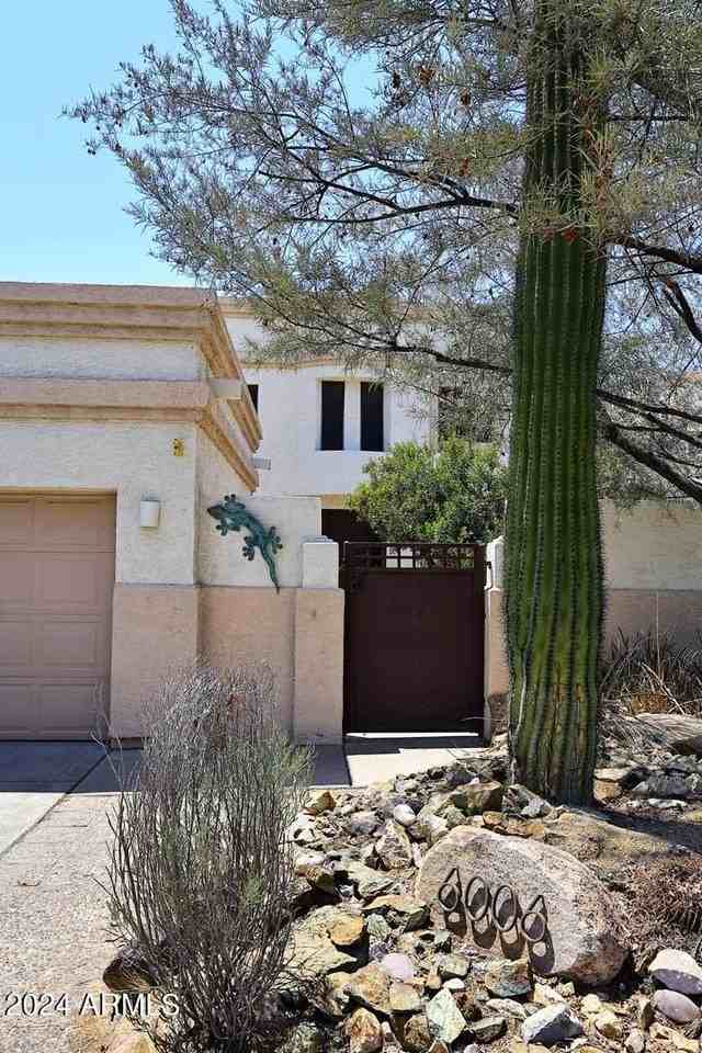 6006 N 5th Pl - Photo 2 of 34