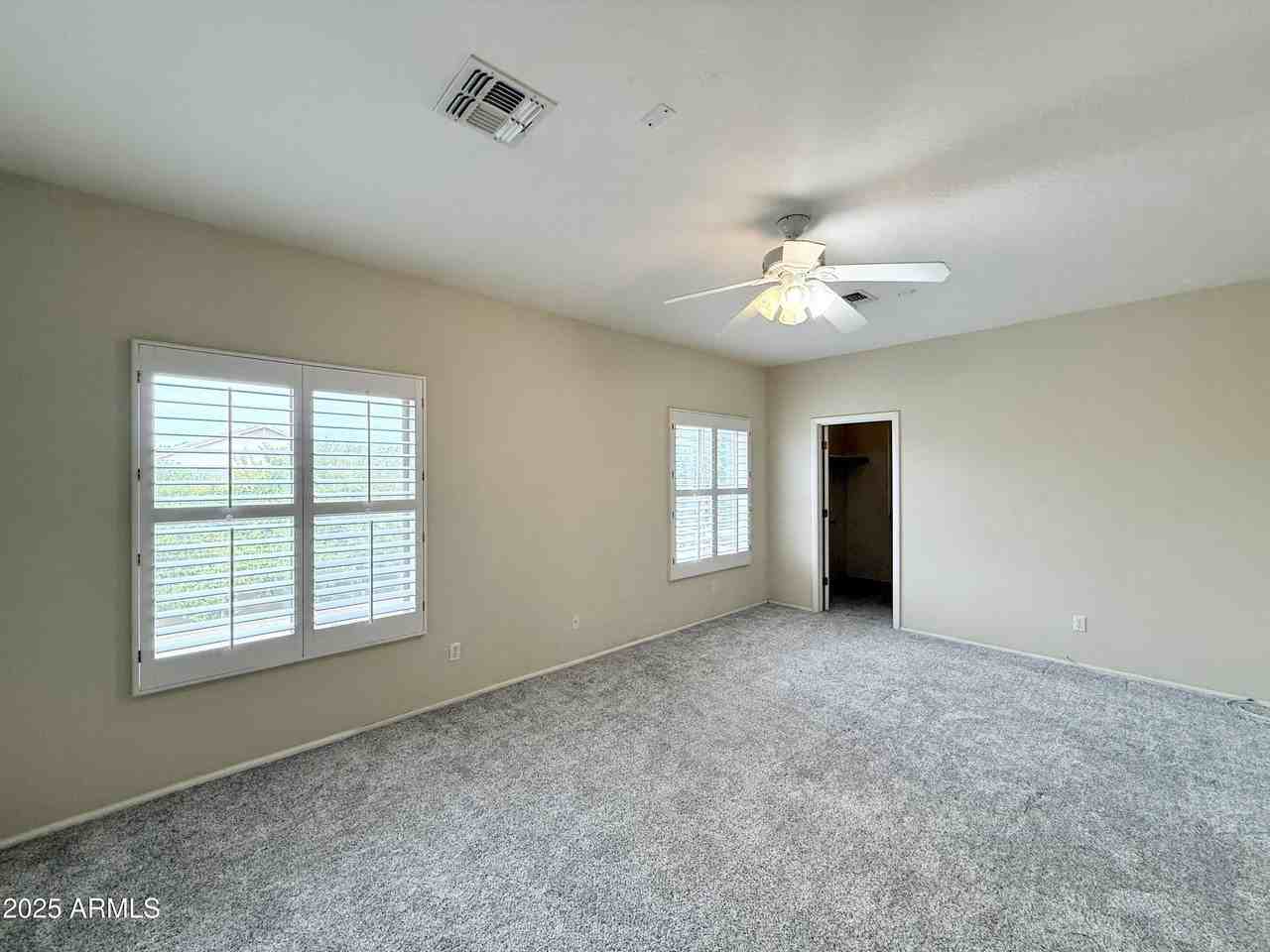 16803 North 50th Way - Photo 4 of 37