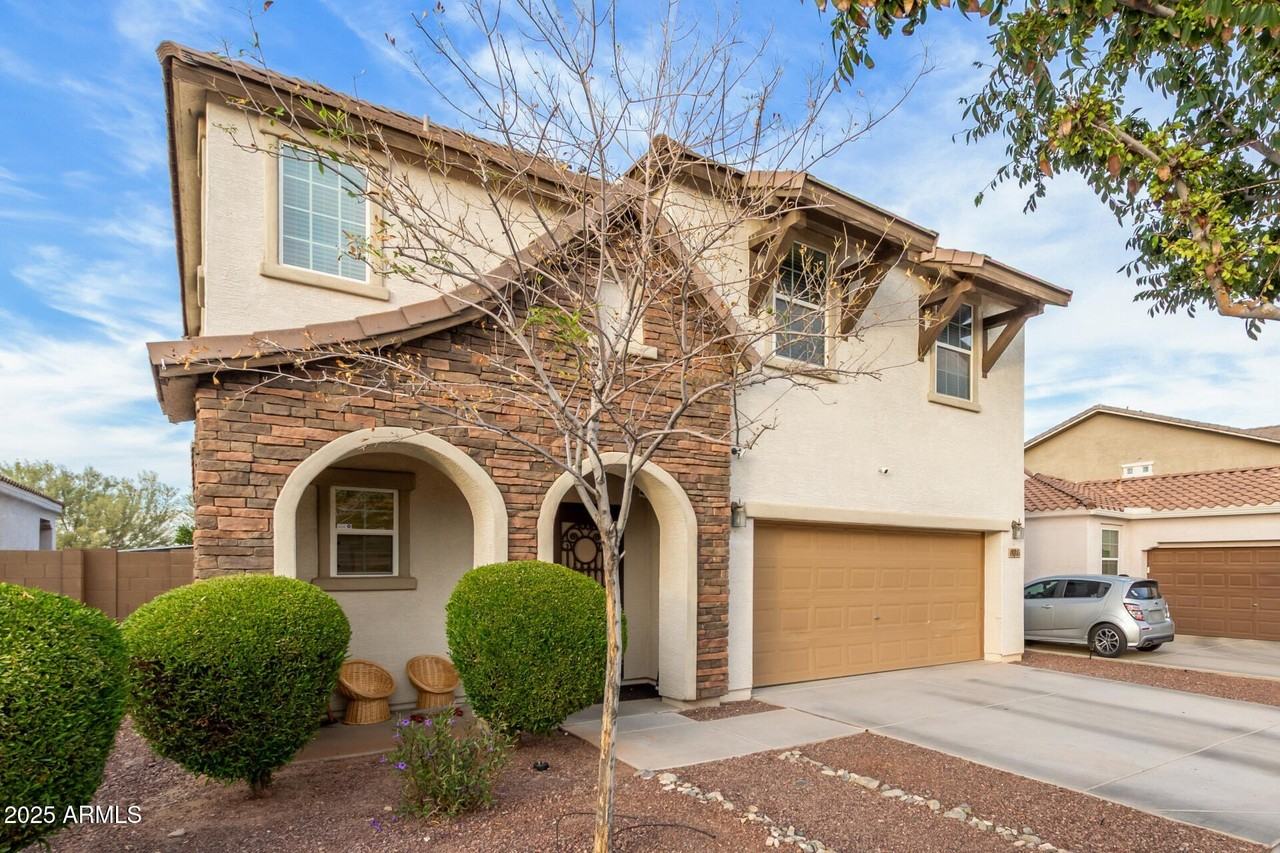 836 E Constance Way - Photo 3 of 50