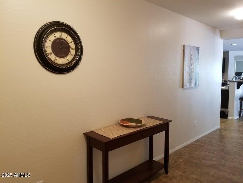 40250 West Green Court - Photo 3 of 38