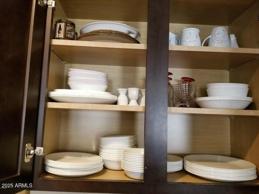 40250 West Green Court - Photo 7 of 38