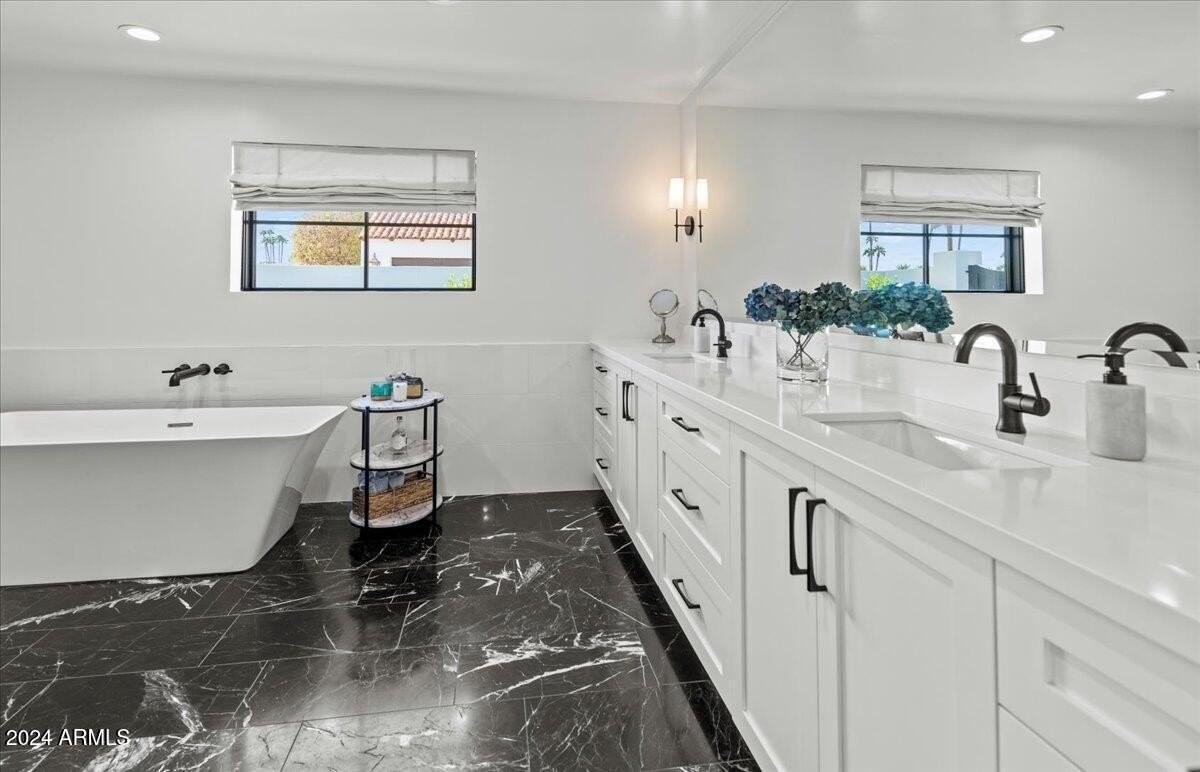 6234 East Monterosa Street - Photo 7 of 21