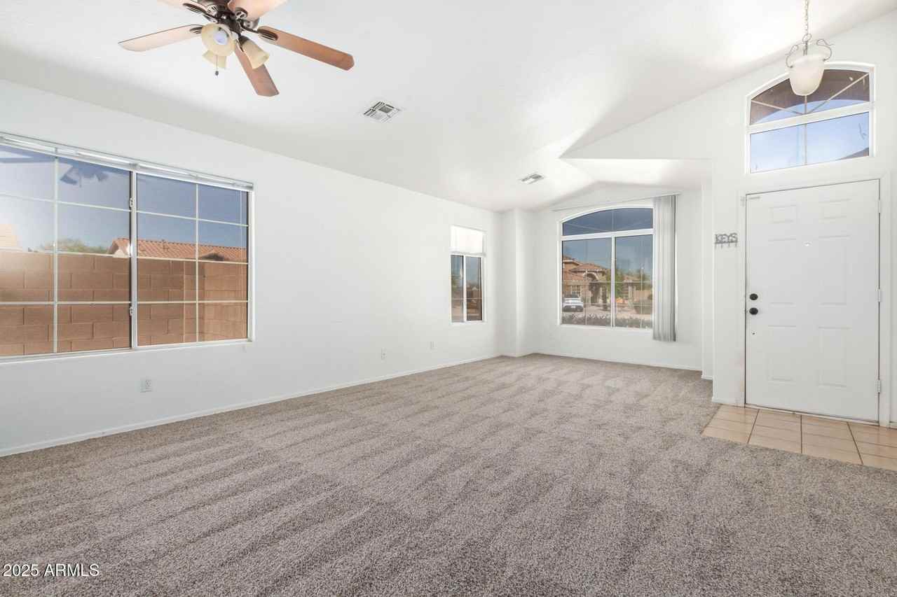 8233 W Papago St - Photo 6 of 29