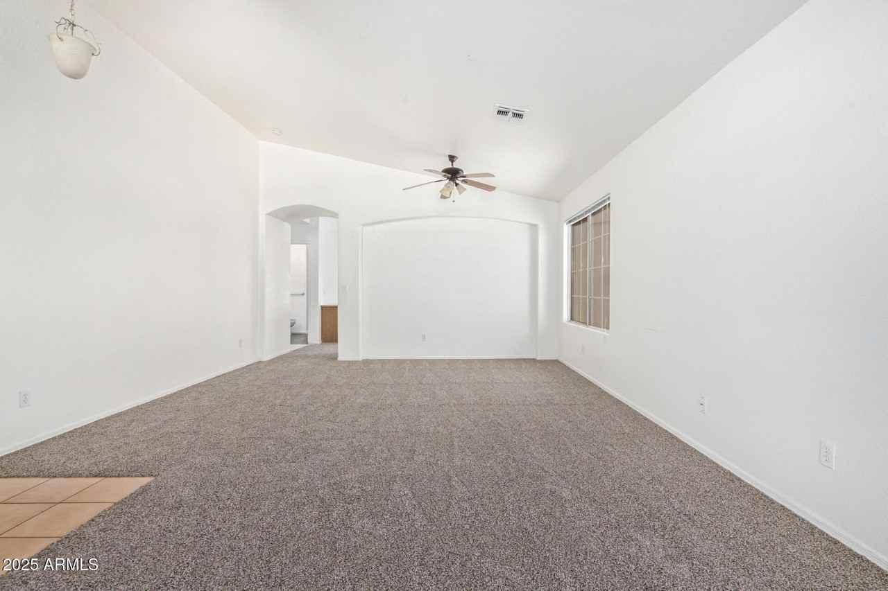 8233 W Papago St - Photo 7 of 29